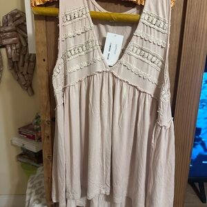 POL cream Lace-Trim V-Neck Tank Top